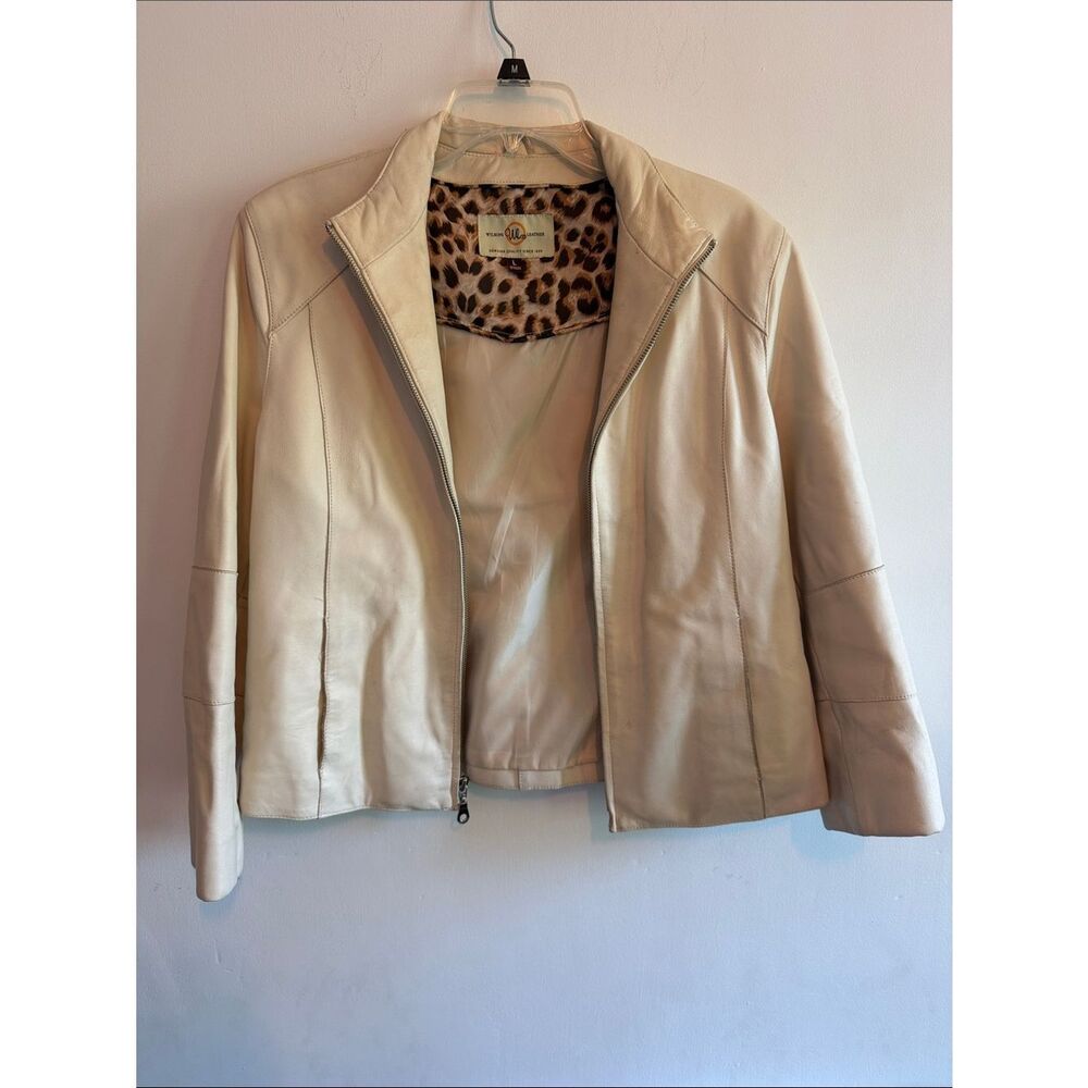 Vintages Wilson's Leather jacket!